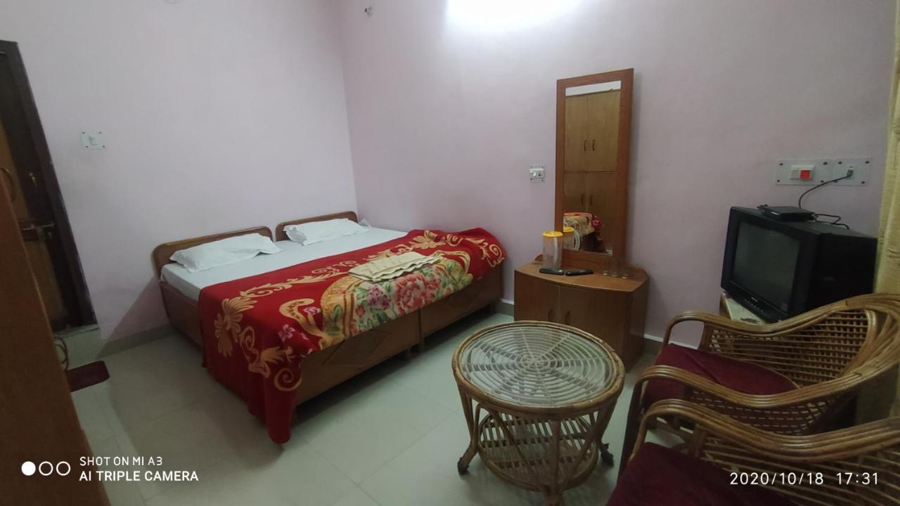 Hotel Himalayan Inn Uttarkāshi Buitenkant foto